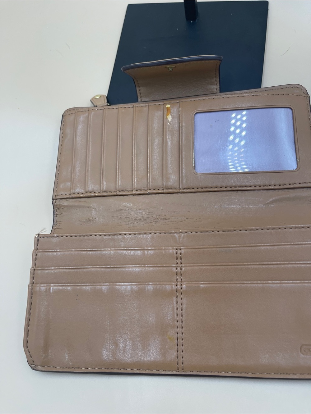 Coach Beige Leather Snap Continental Wallet - Picture 4 of 10